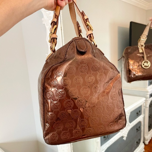 MICHAEL KORS Bronze Signature Logo Patent Leather Grayson Satchel Shoulder Bag - Picture 4 of 12